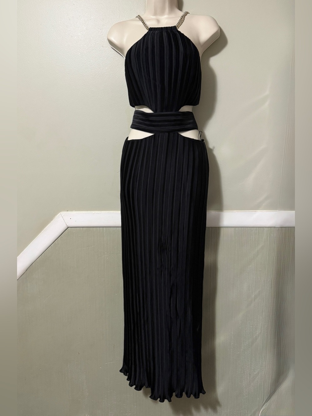 Aifos Juliana Halter Black Cut Out Plisse Gown - Picture 4 of 11
